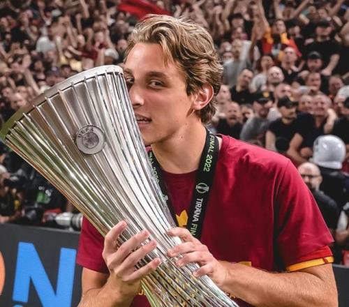 巅峰之战,封冻顶峰的,荣誉竞技场,开云体育,开云体育官网,开云体育app,开云体育平台,KAIYUN,SPORTS,kaiyun登录入口