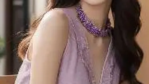 “赵睿惊艳全场，中国男篮2025年亚洲杯98-84逆转新西兰，十年后再闯决赛”