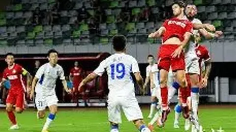 曼联官方公布主帅滕哈格下课消息——央视新闻客户端报道